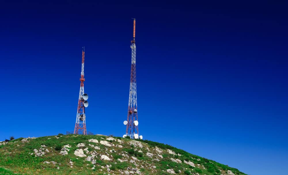 900 MHz Range--Telecommunication tower on the top of the hill