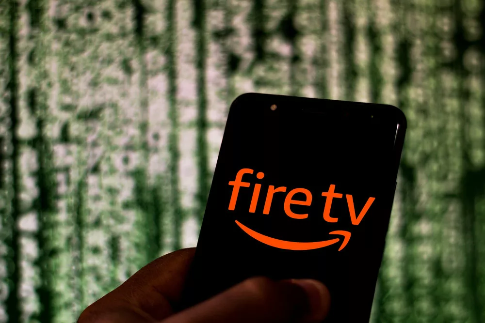 Does Roku Work Without Cable?You Can Connect Your Non-Smart TV to the Internet Using a Streaming Device.