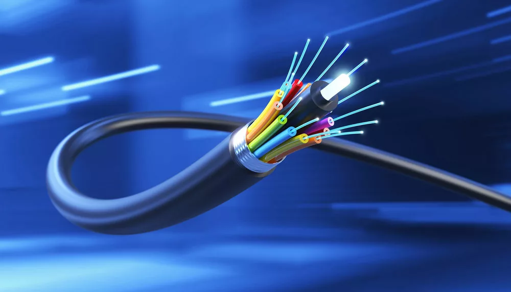 High-speed data transmission fiber optic cable