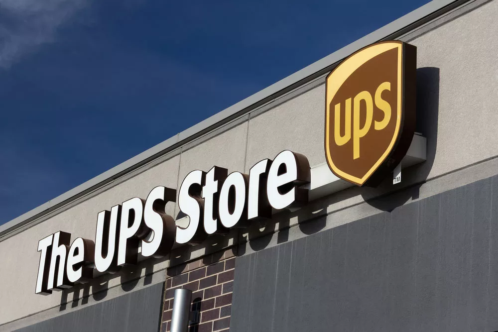  A UPS store